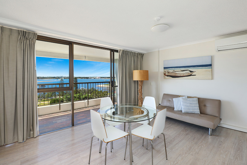 1 Bedroom Broadwater View