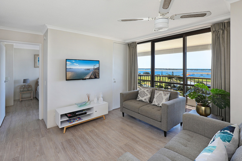 1 Bedroom Broadwater View