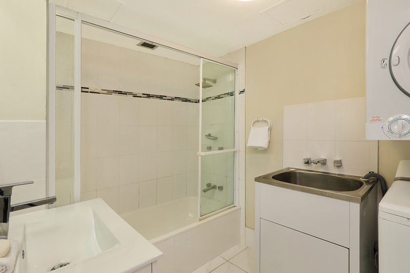 2 Bedroom Broadwater View