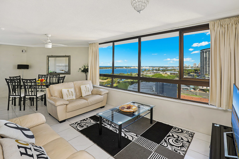 2 Bedroom Broadwater View