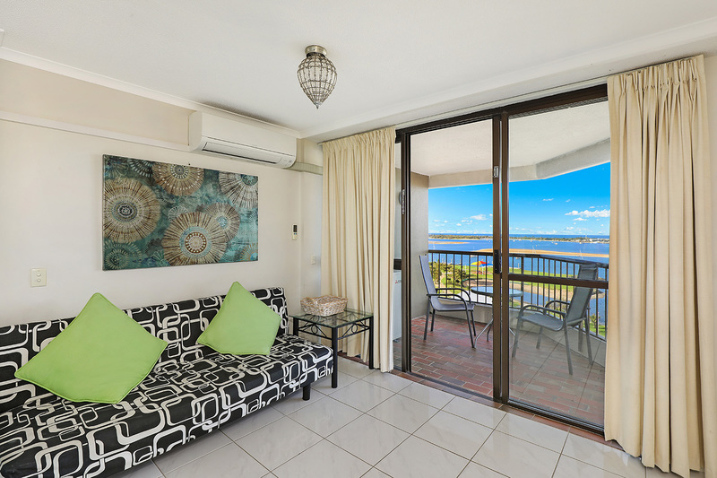 2 Bedroom Broadwater View