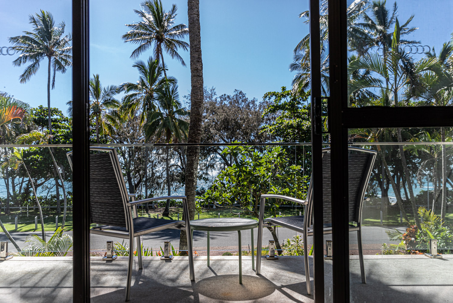 BFT 2 Bedroom Beachfront Rooftop Terrace Apartment (Beachfront Terraces)