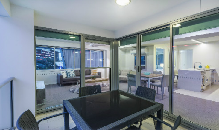 Executive King One Bedroom Apartment with Balcony