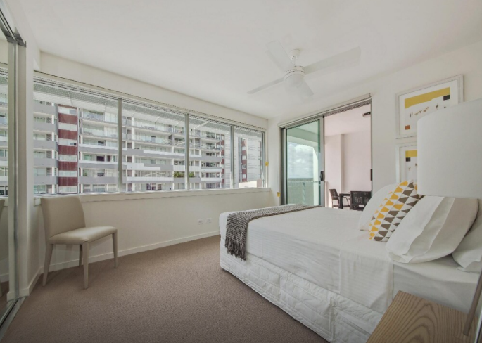 Classic Queen One Bedroom Apartment with Balcony