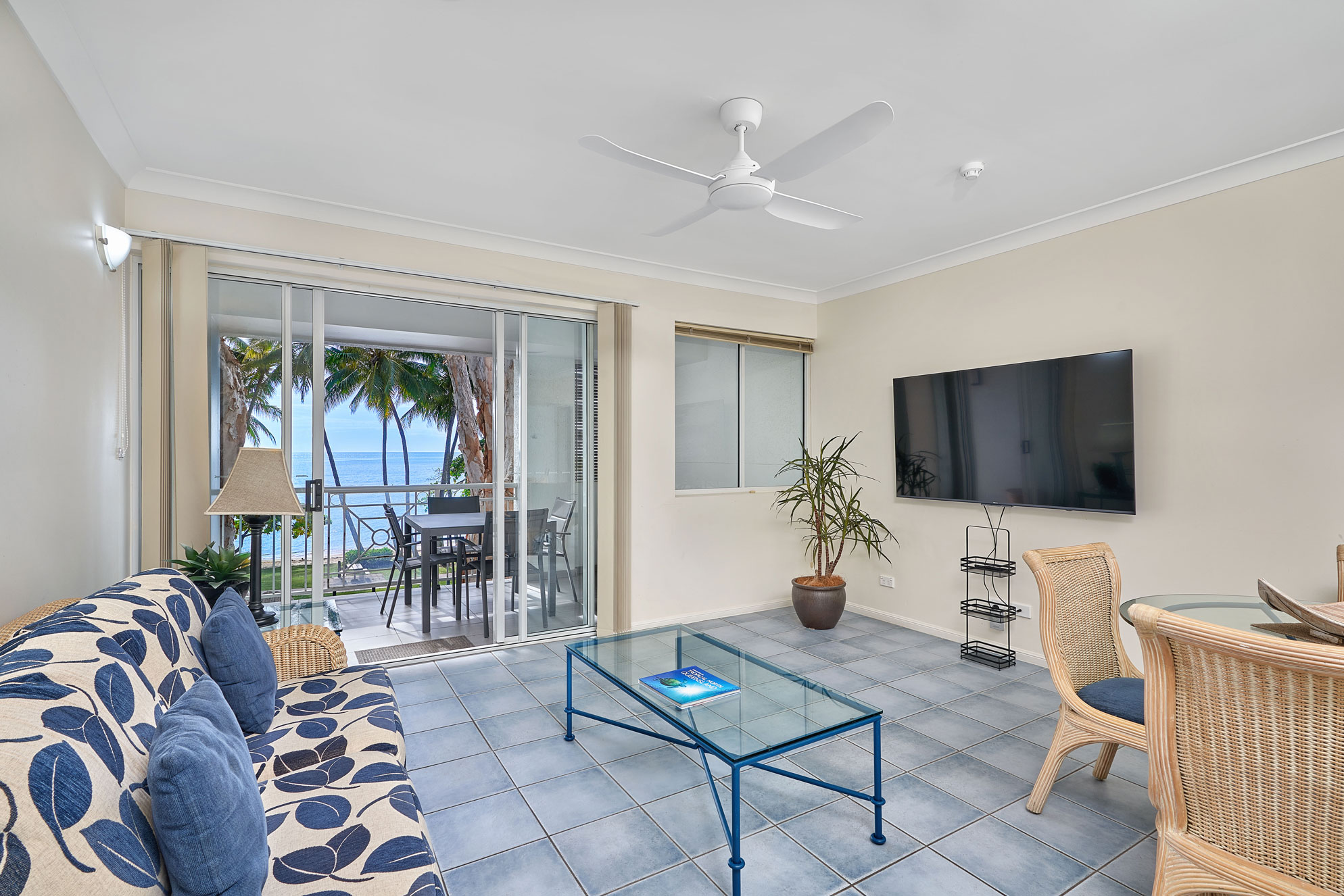 Alassio 1 Bedroom Beachfront 302/1