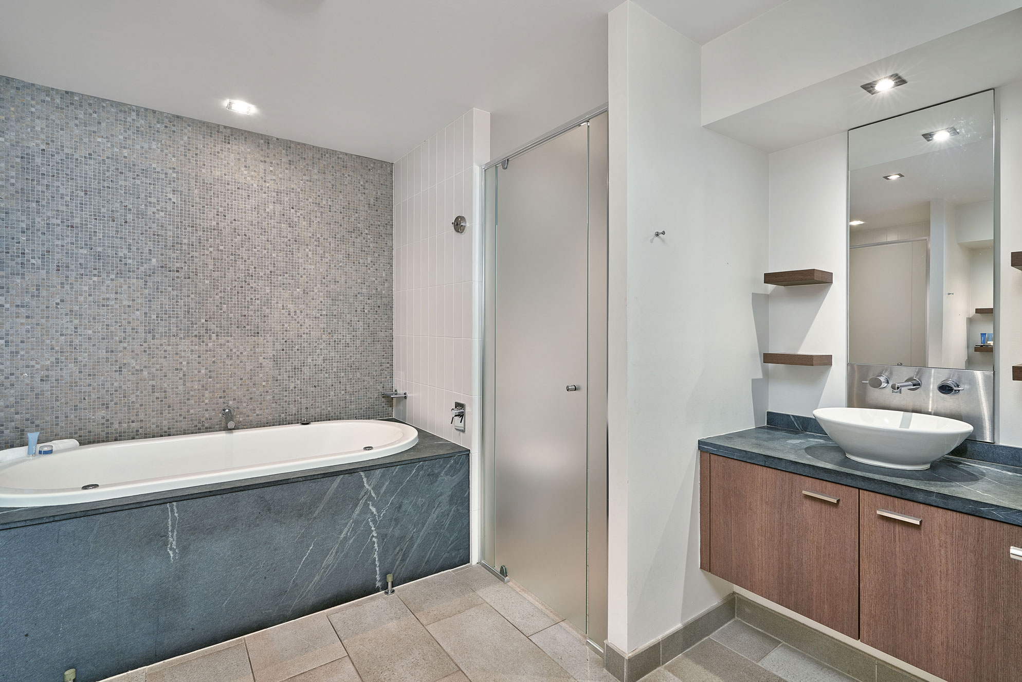 Temple 2 Bedroom Swim Out 103