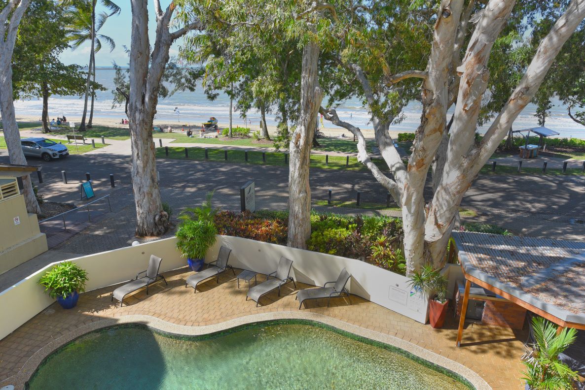 Balcony on the Beach 1 Bedroom