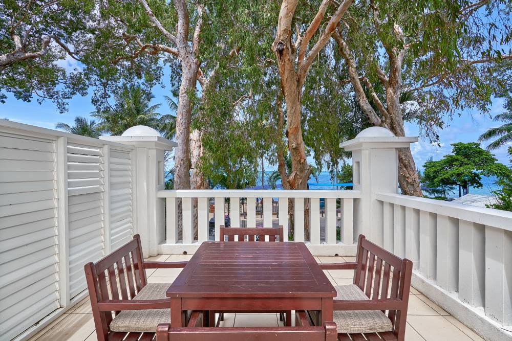 Beach Club Beachfront 3 Bedroom 1423/4