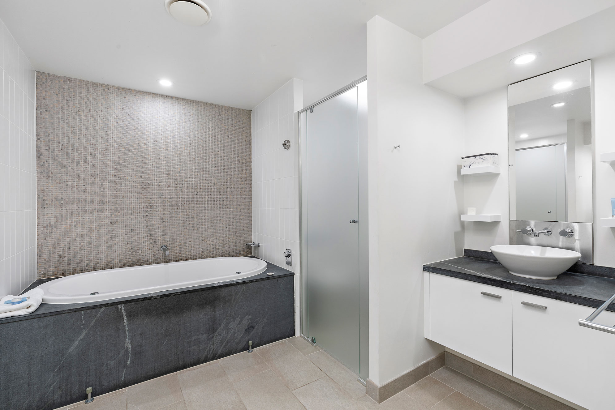 Temple 2 Bedroom Swim Out 105 