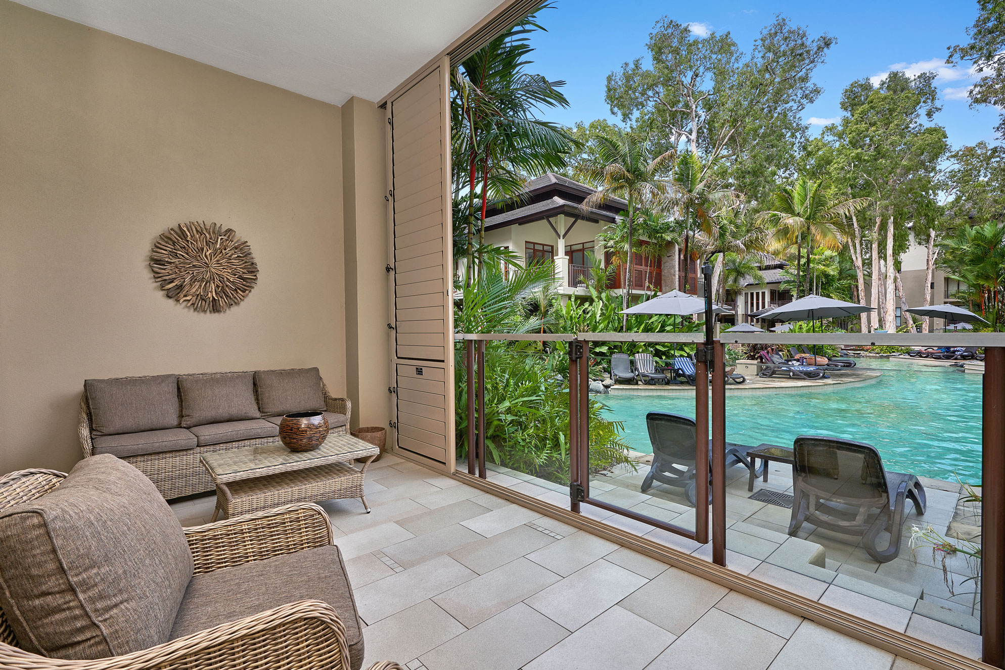 Temple 2 Bedroom Swim Out 105 