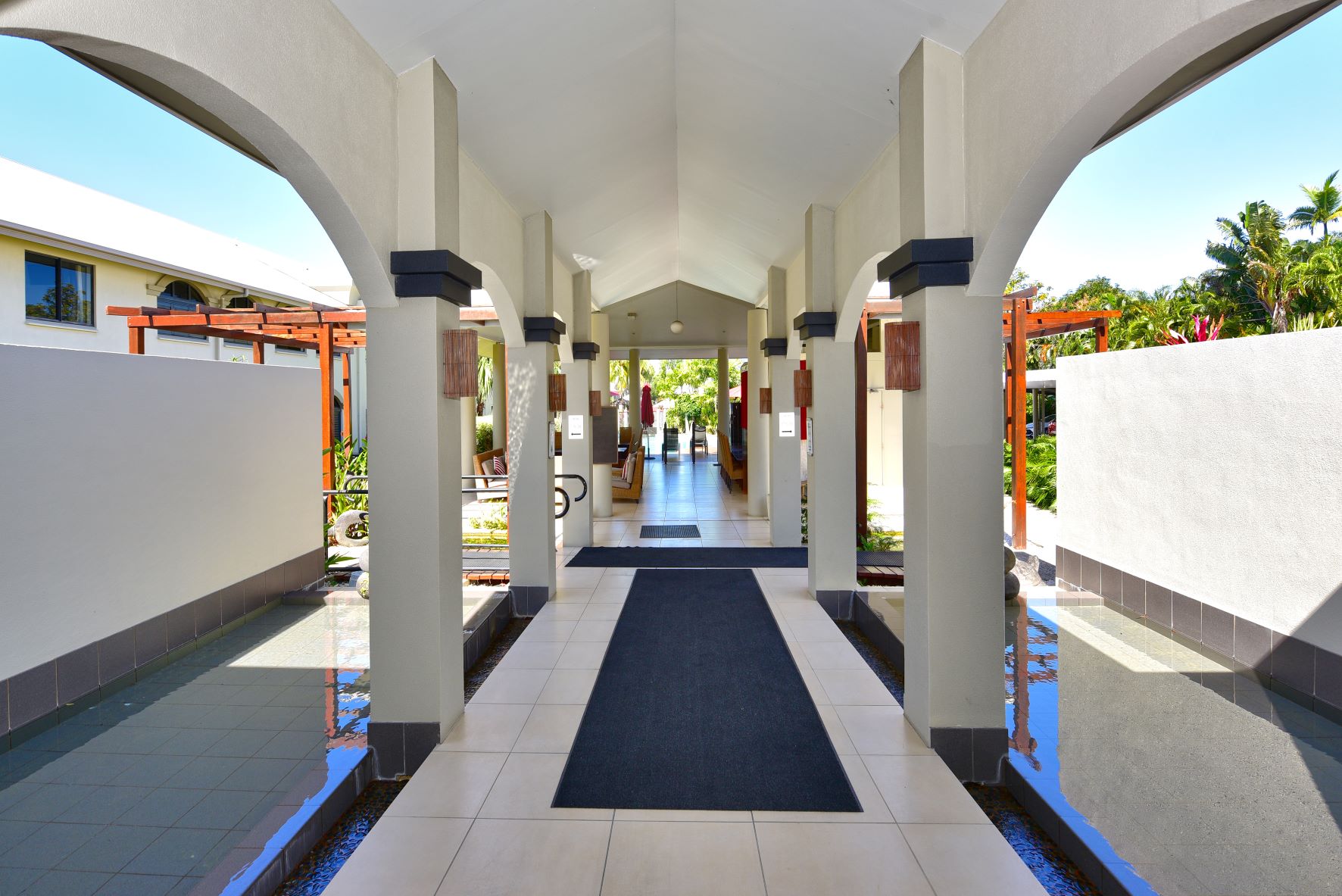 Mango Resort 2 Bedroom with Direct Pool Access 26 