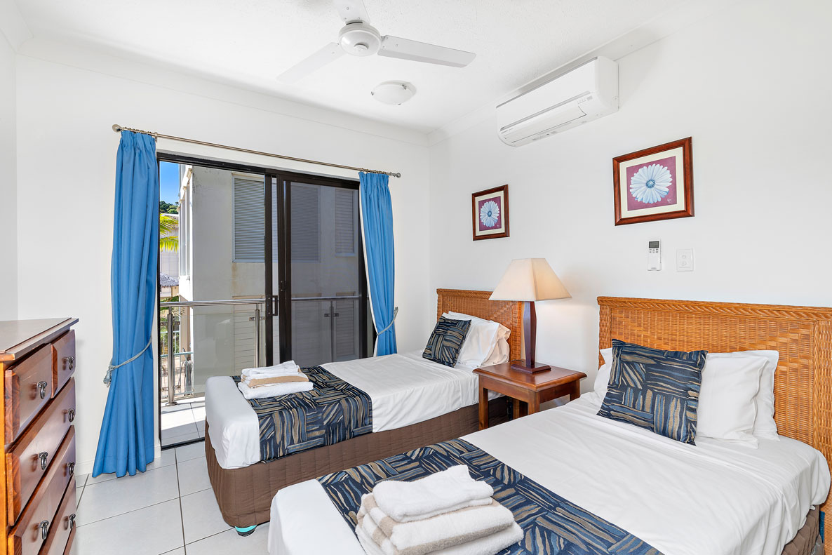 Meridien 3 Bedroom Beachfront Apartment 5 Trinity Beach