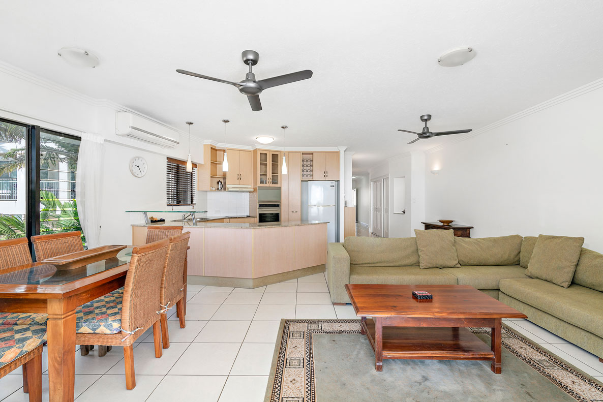 Meridien 3 Bedroom Beachfront Apartment 5 Trinity Beach