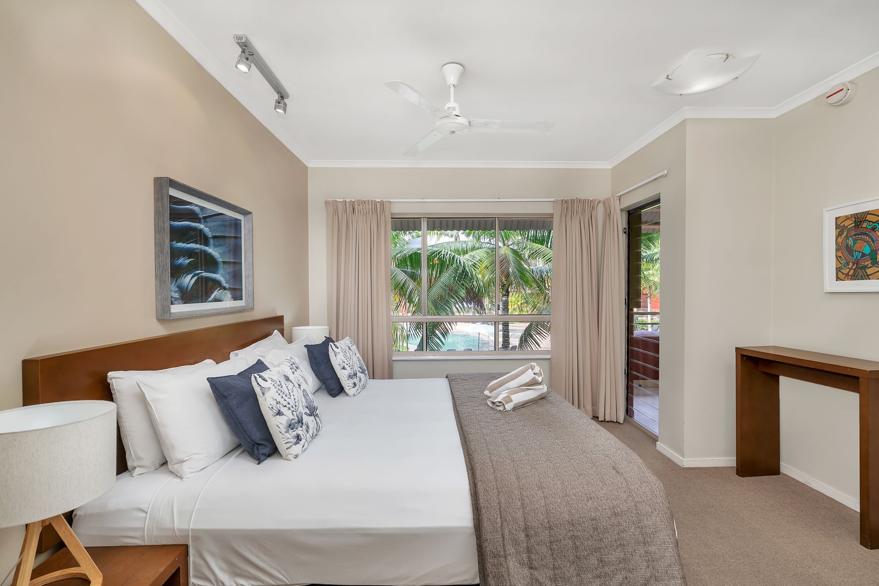 Amphora 1 Bedroom Apartment 222 