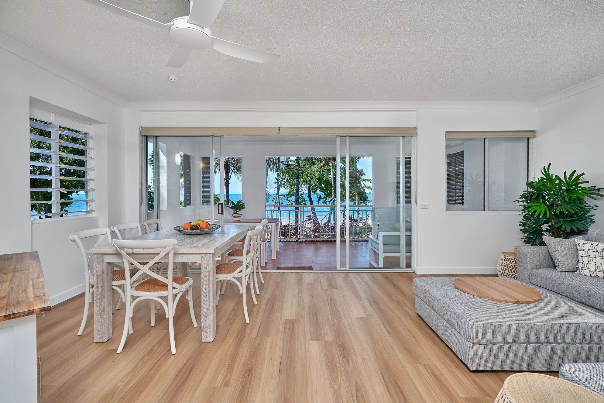 Alassio Absolute Beach Front 1 Bedroom 201/1