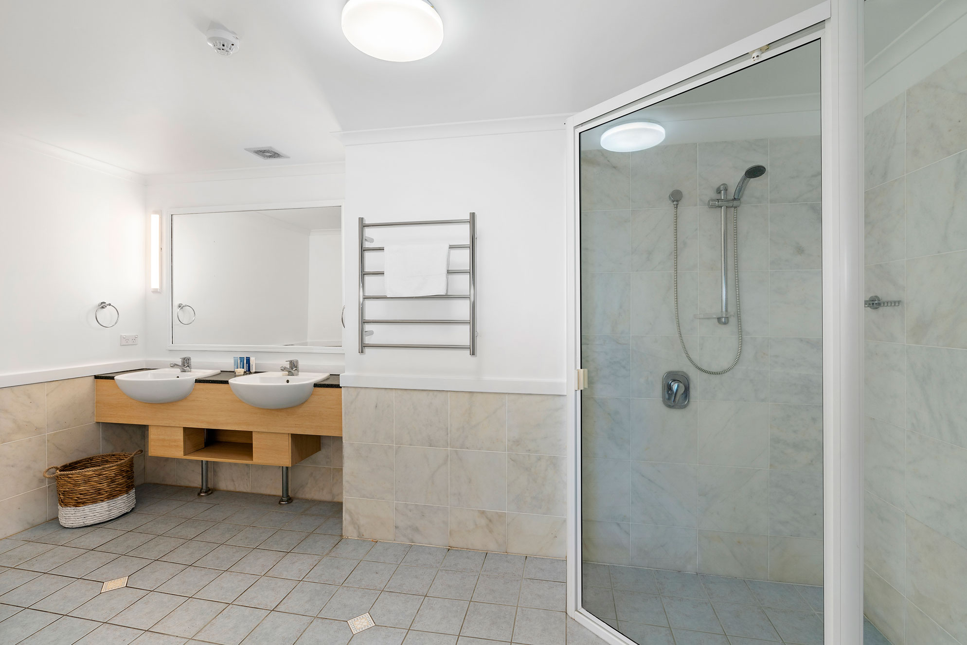 Alassio Absolute Beach Front 2 Bedroom 201