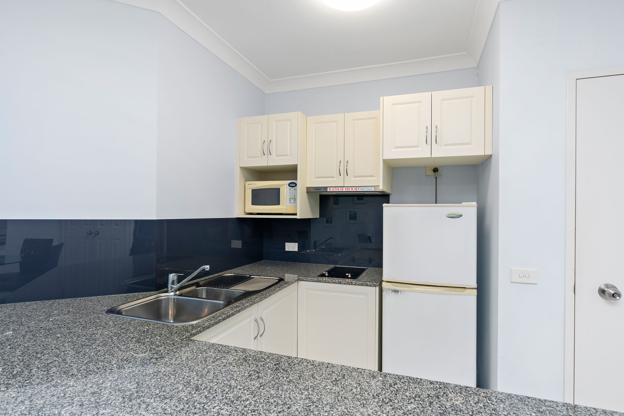 Alassio Pool View 1 Bedroom 304/1