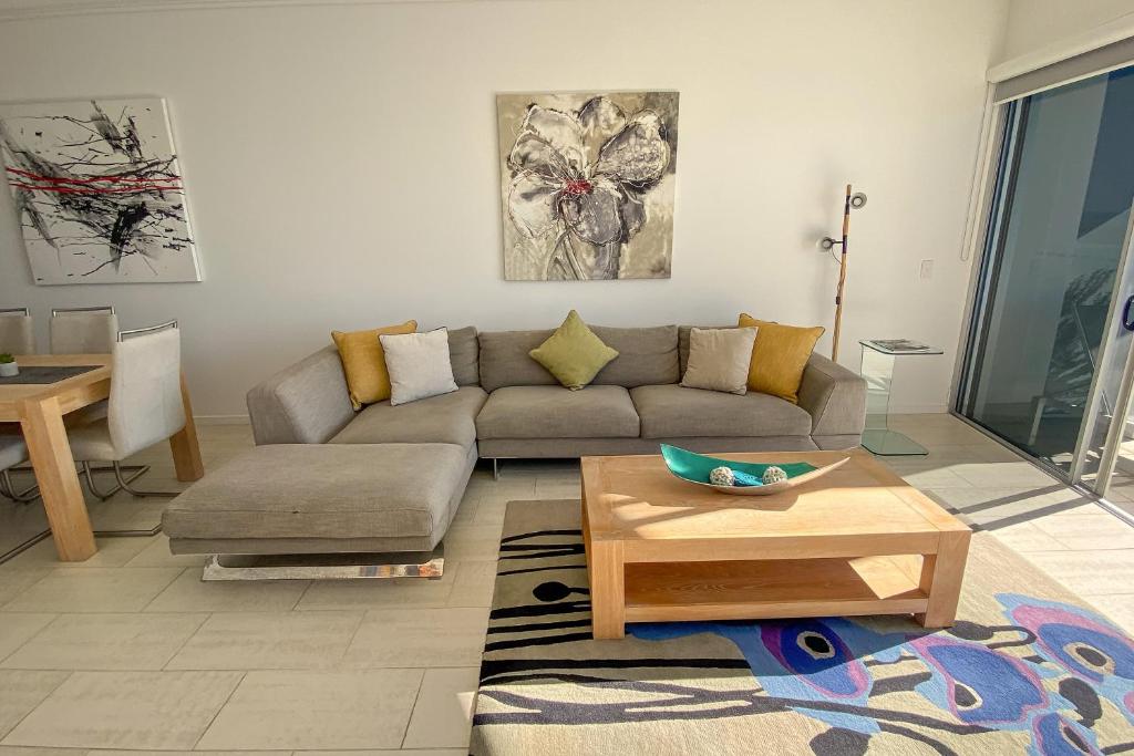 Spa & BBQ Penthouse - 2 Bedroom 