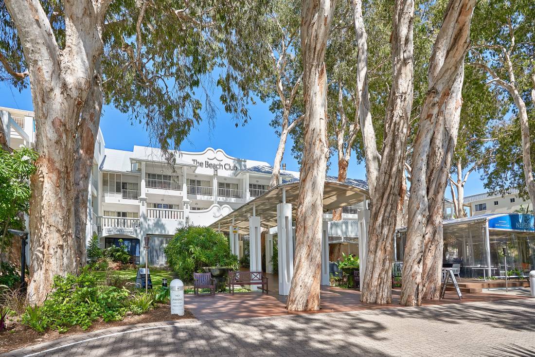Beach Club 3 Bedroom Oceanview 1221/2