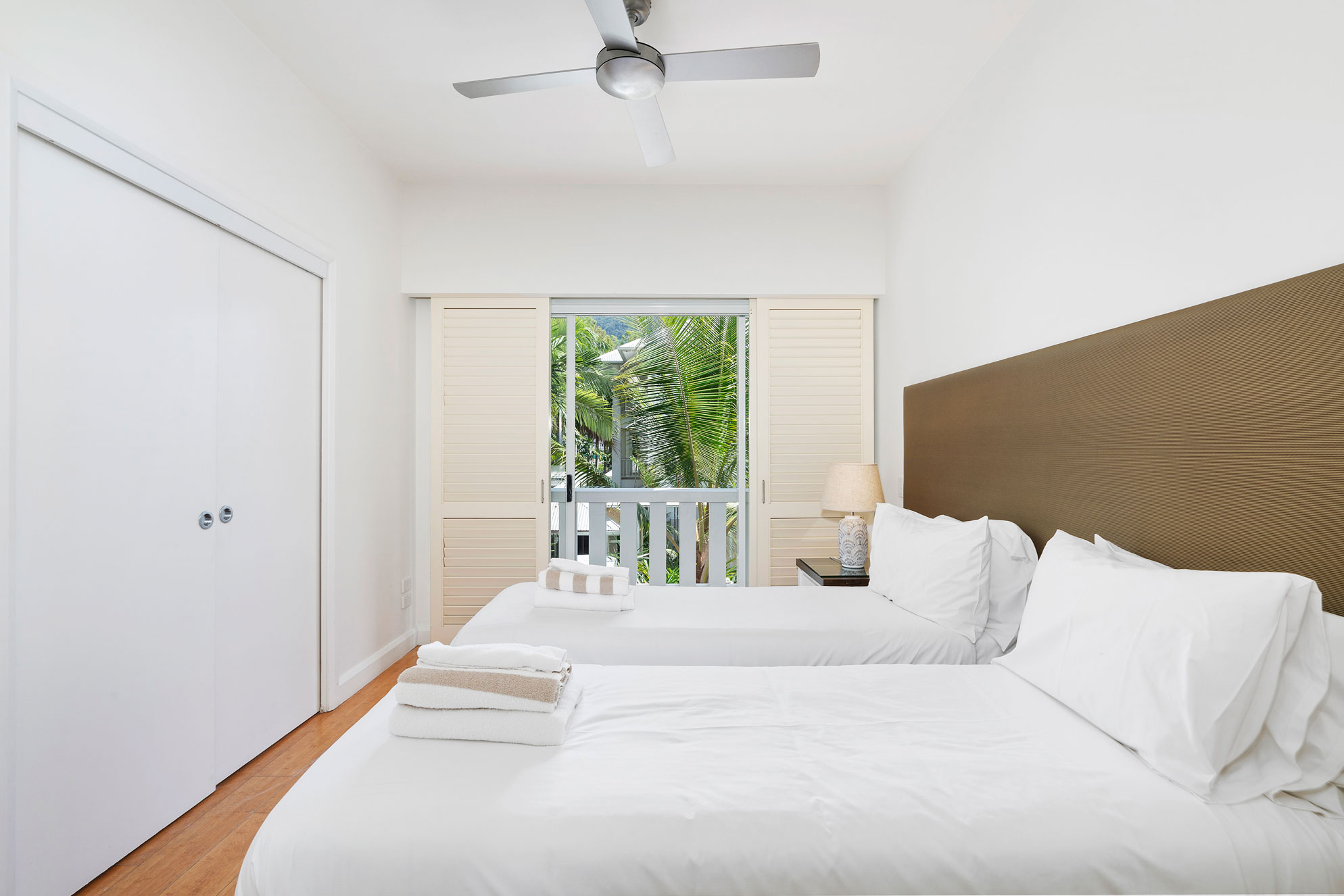 Beach Club Beachfront 2 Bedroom 1424