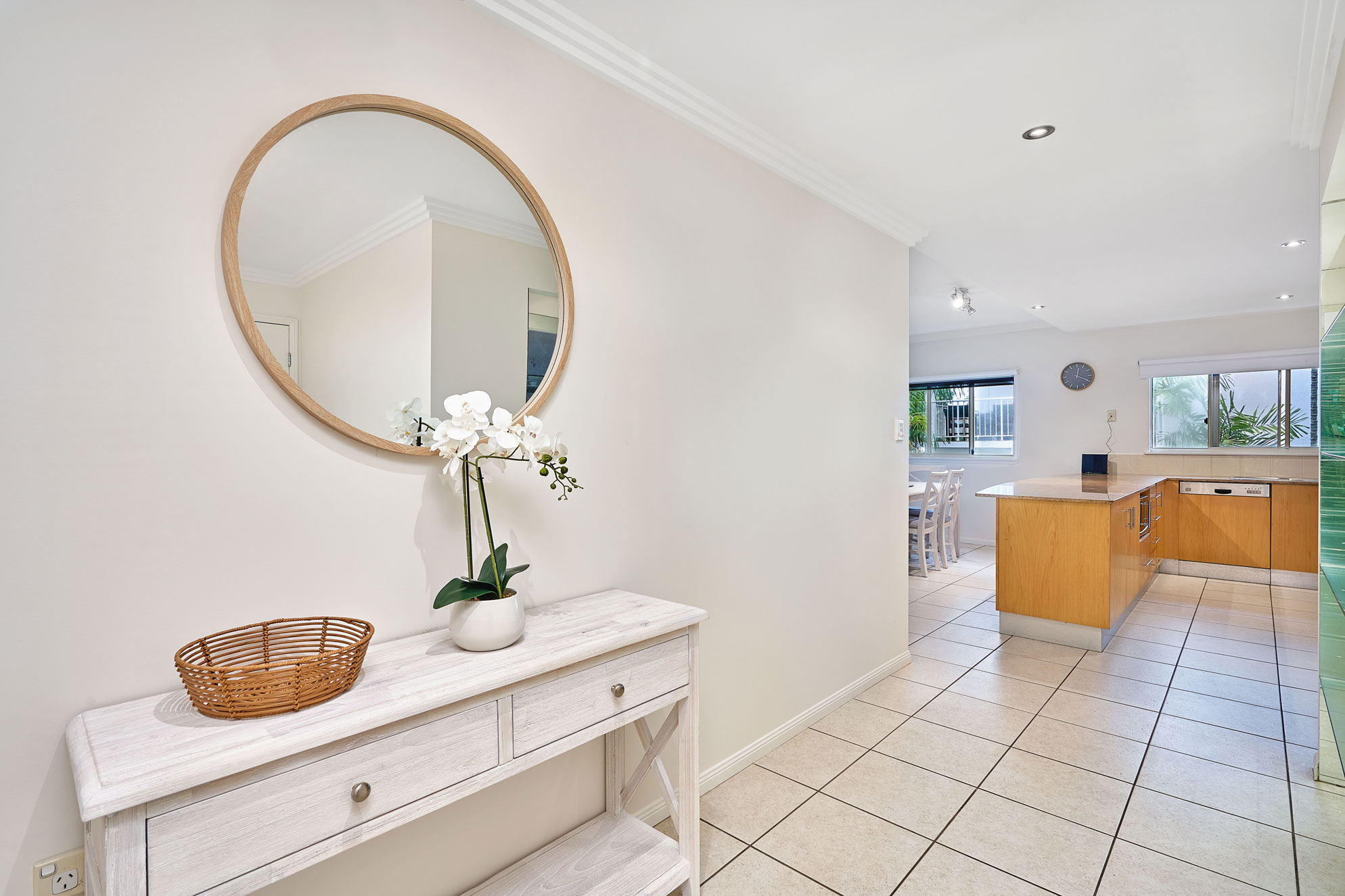 Arlington 3 Bedroom Beachfront #8 Clifton Beach