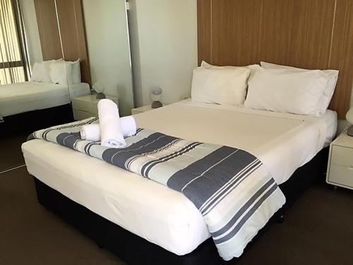 2 Bedroom Ocean View Apartment