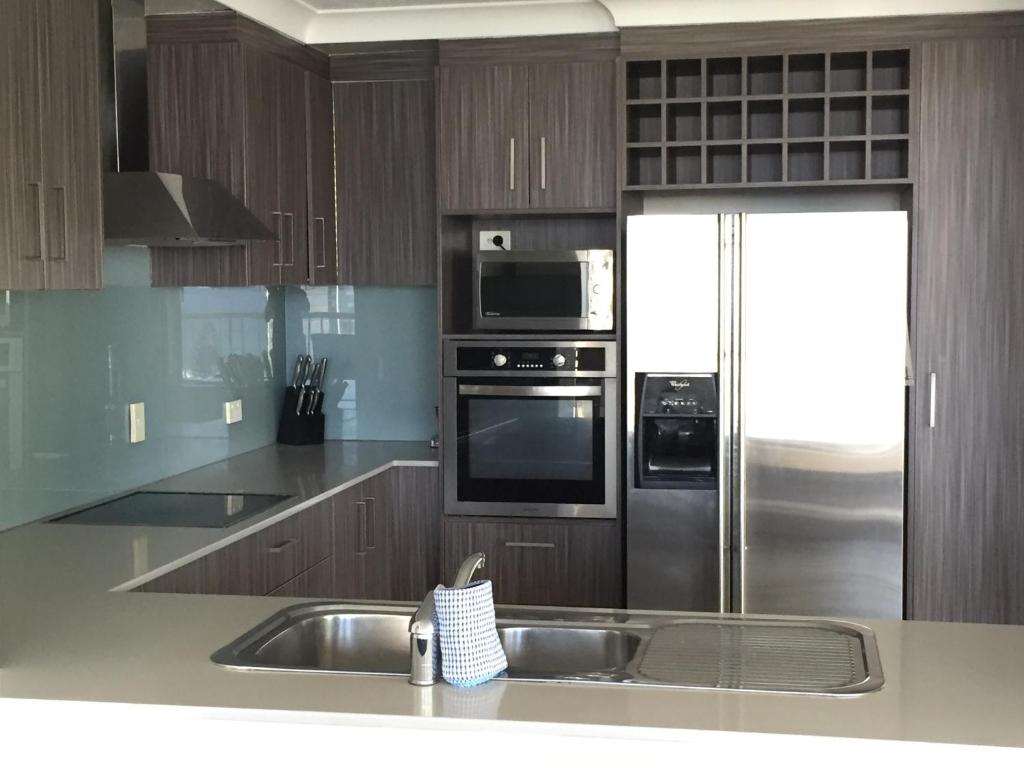 3 Bedroom Ocean View Apartment