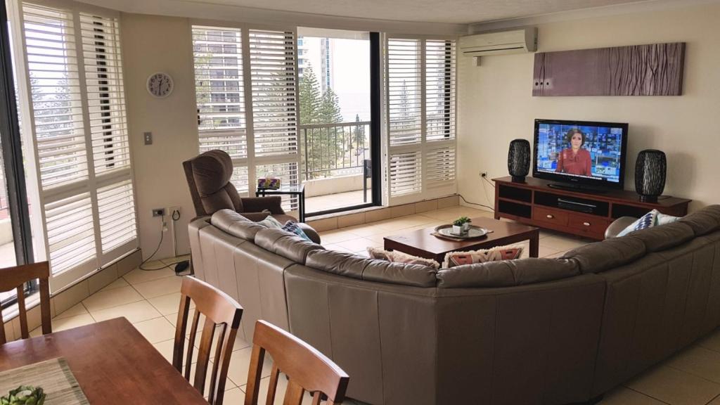 3 Bedroom Ocean View Apartment