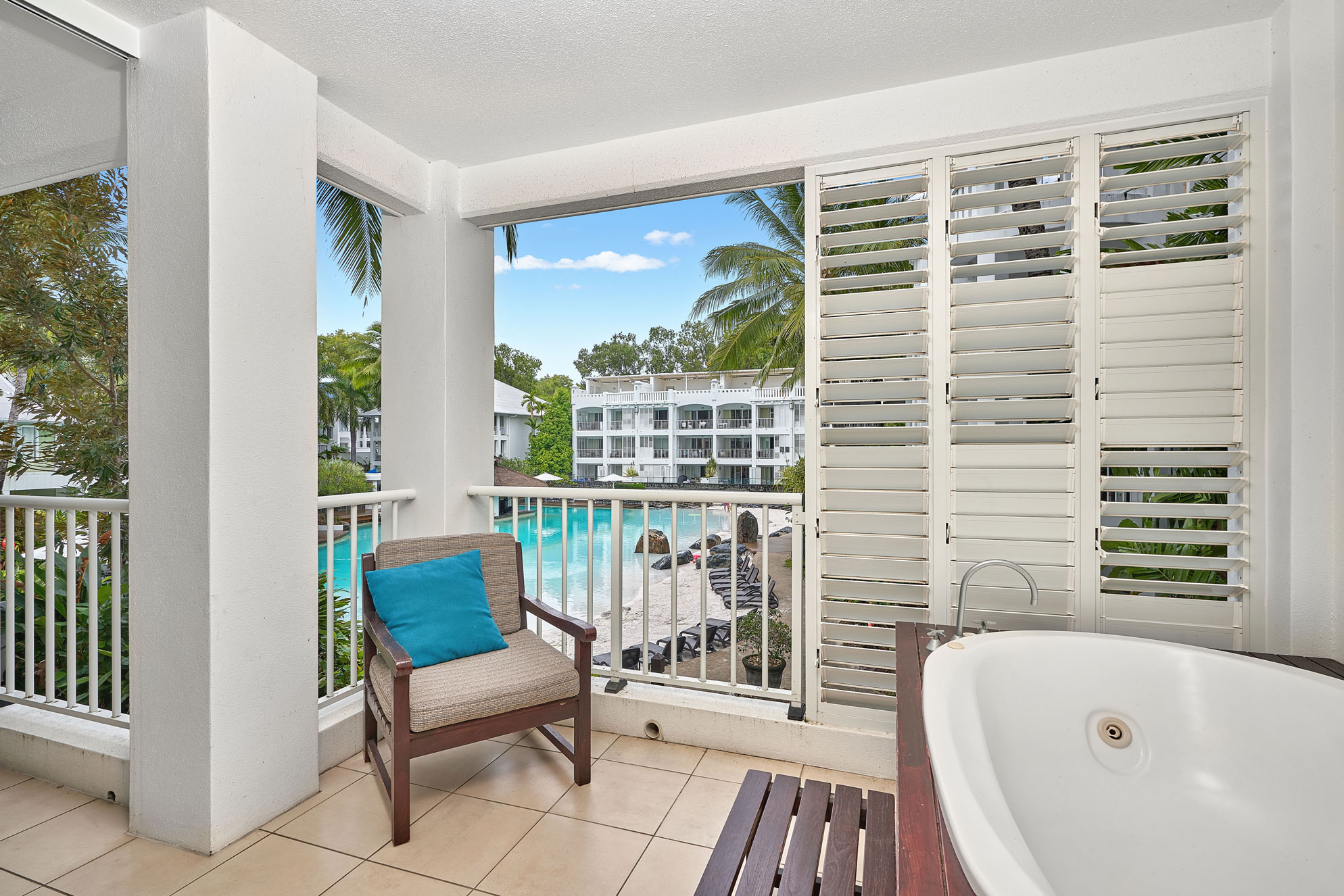 Beach Club 2 Bedroom Apartment 5321/2