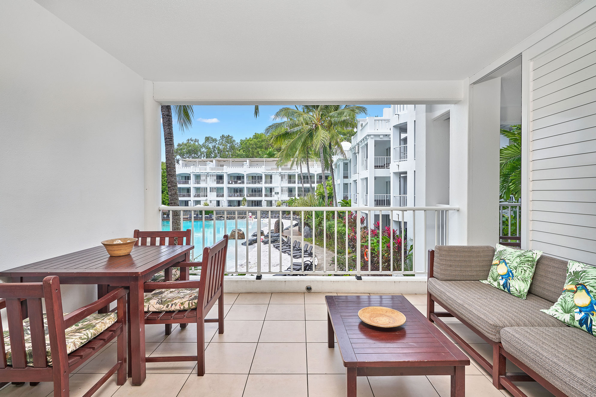 Beach Club 2 Bedroom Apartment 5321/2