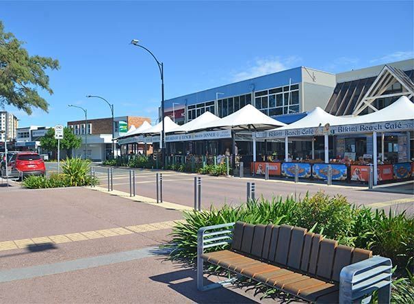 Esplanade Cafes and Restaurants