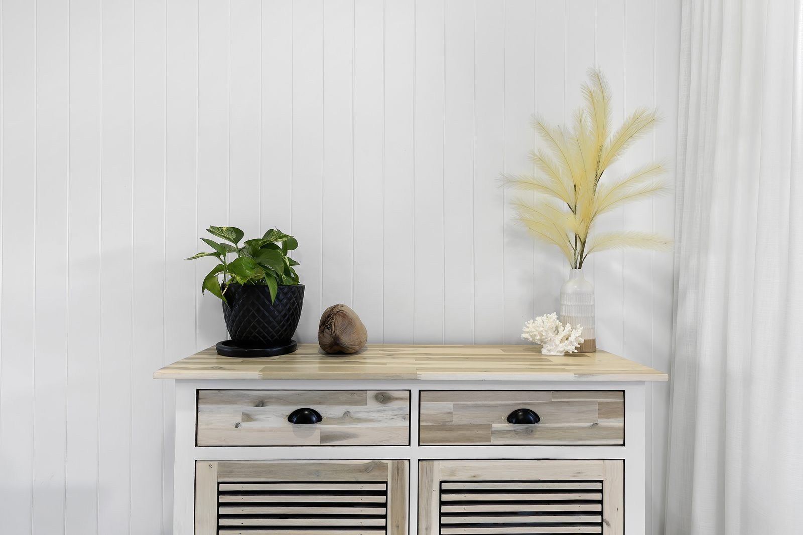 Unit 3 - "Sorelle" A Hamptons Style Retreat 