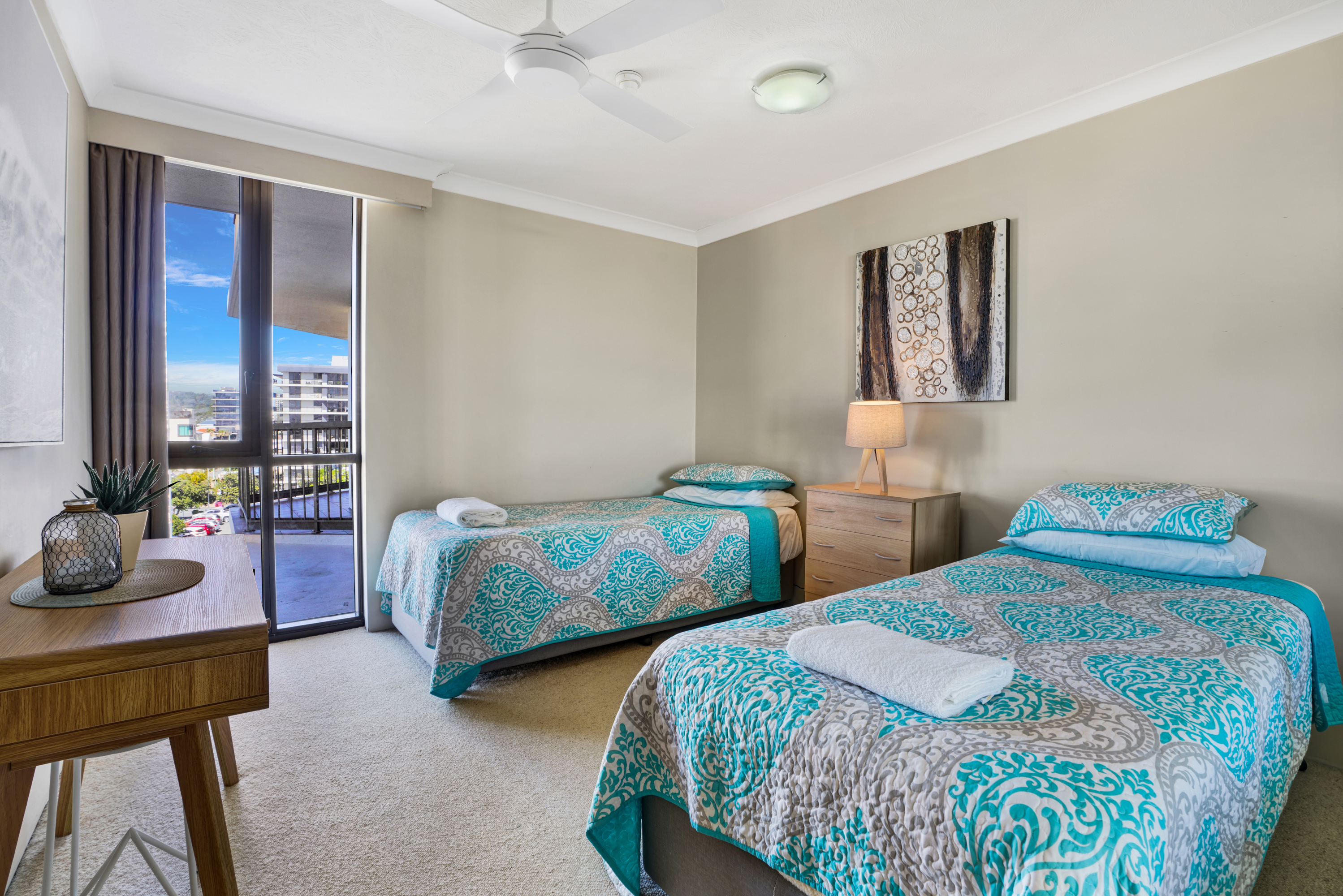 2 Bedroom Ocean View Apartment