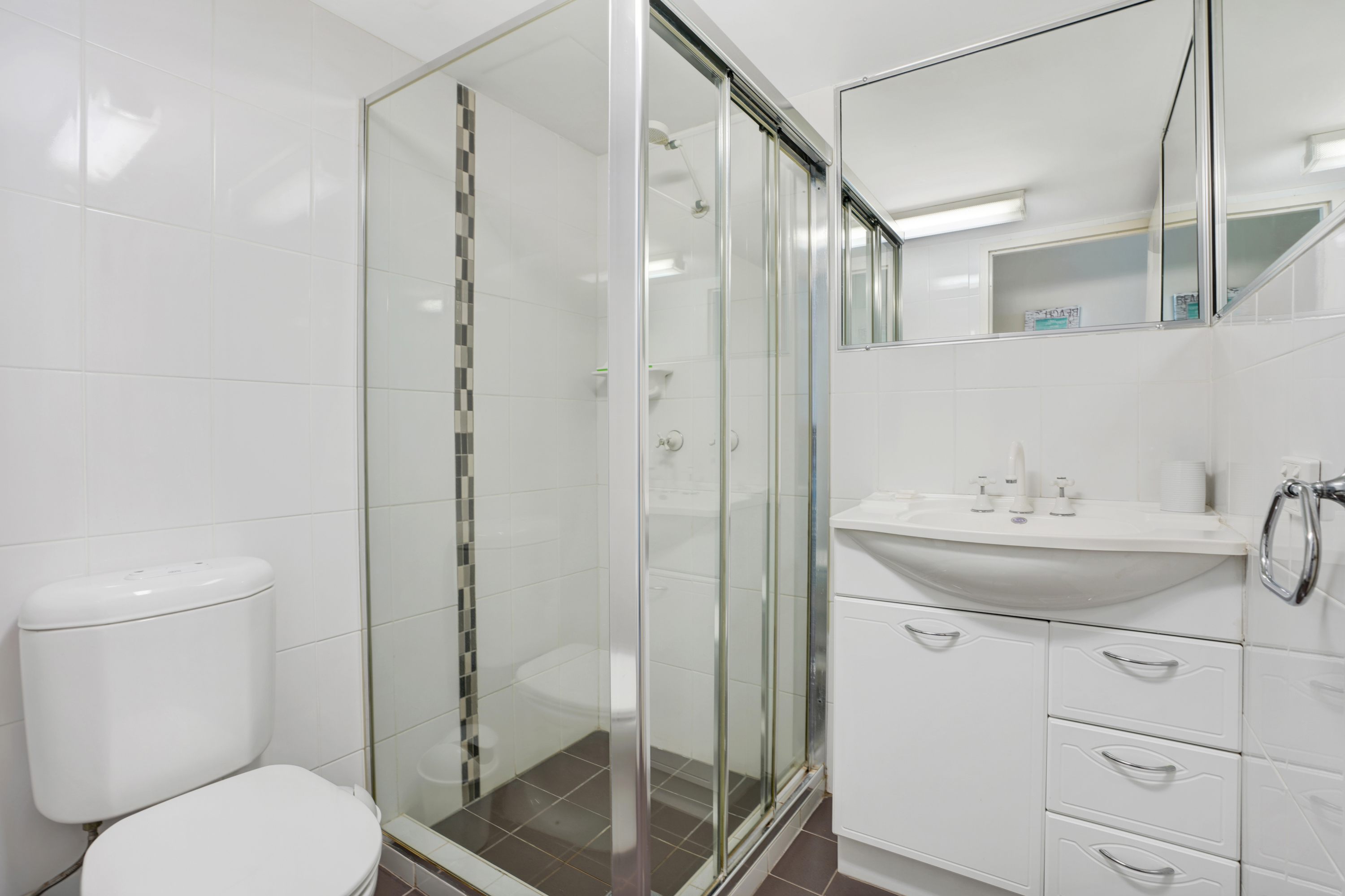 2 Bedroom Ocean View Apartment