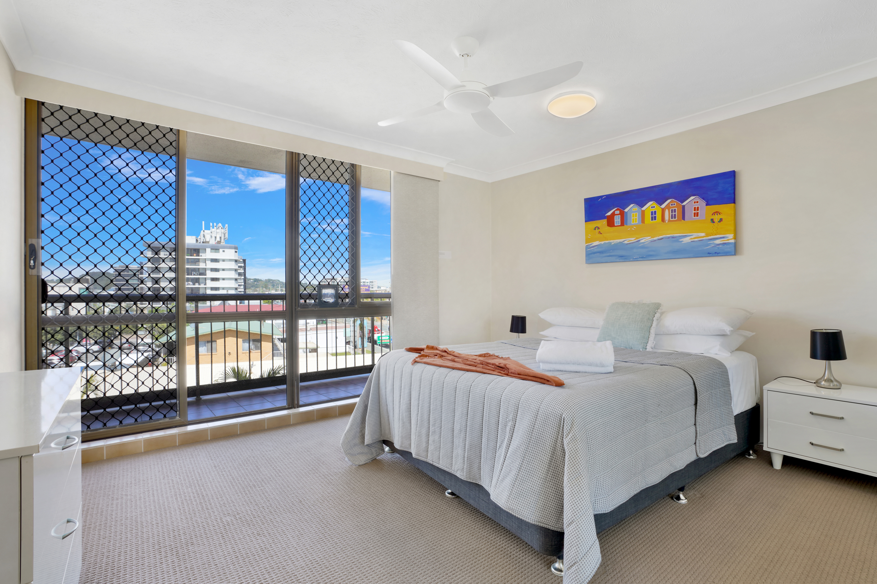2 Bedroom Ocean View Apartment
