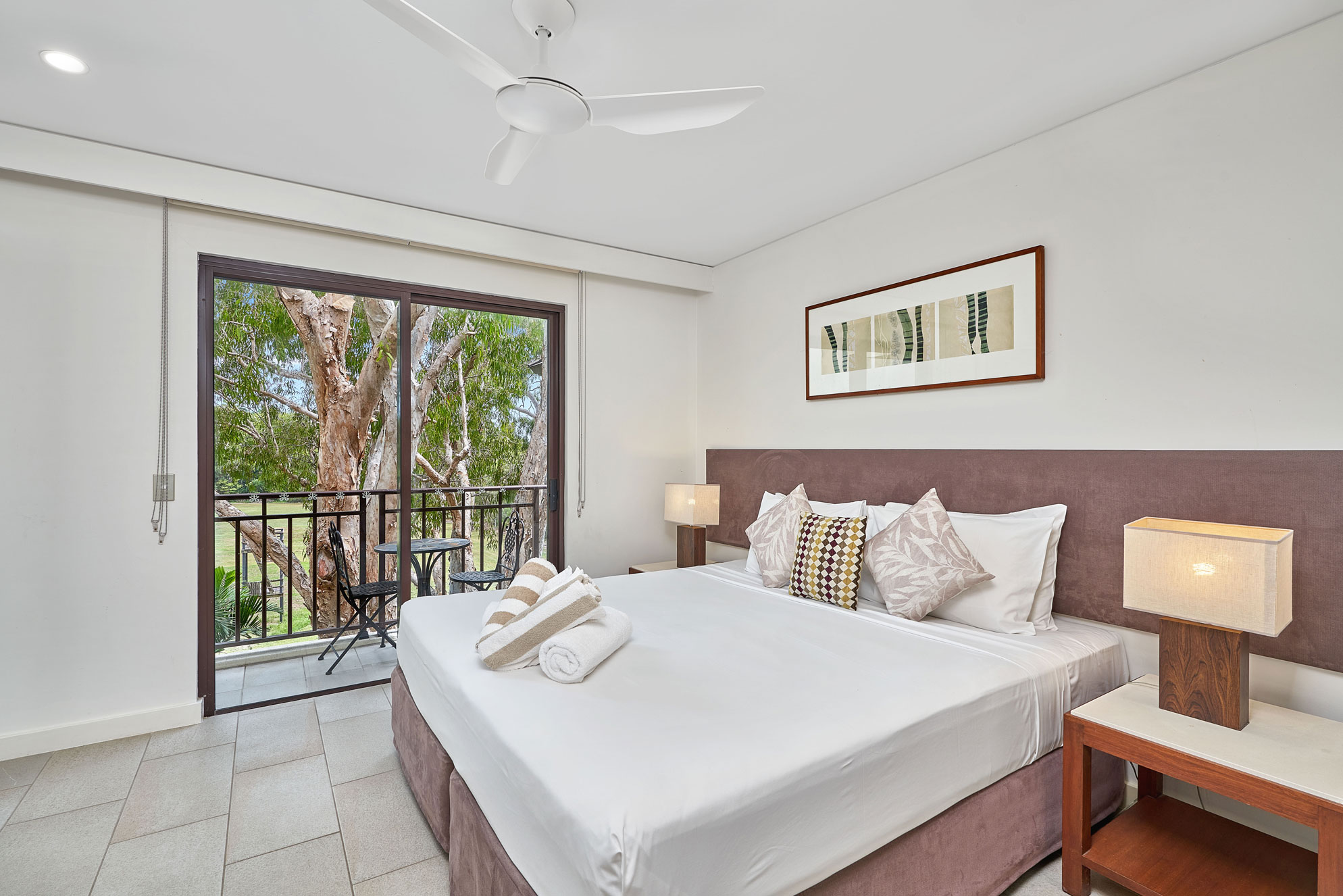 Temple 2 Bedroom with Rooftop Terrace 407