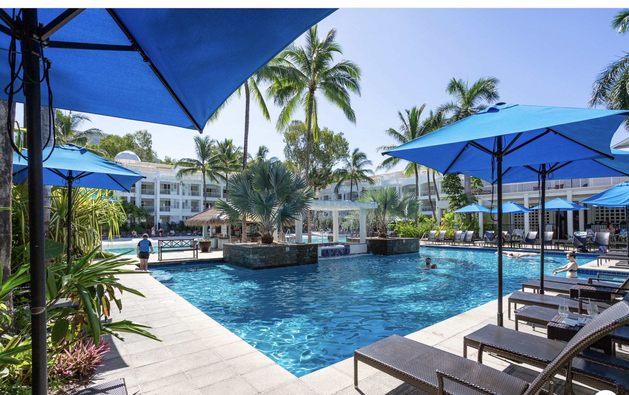 Luxury Beach Club 2 Bedroom 4121/2
