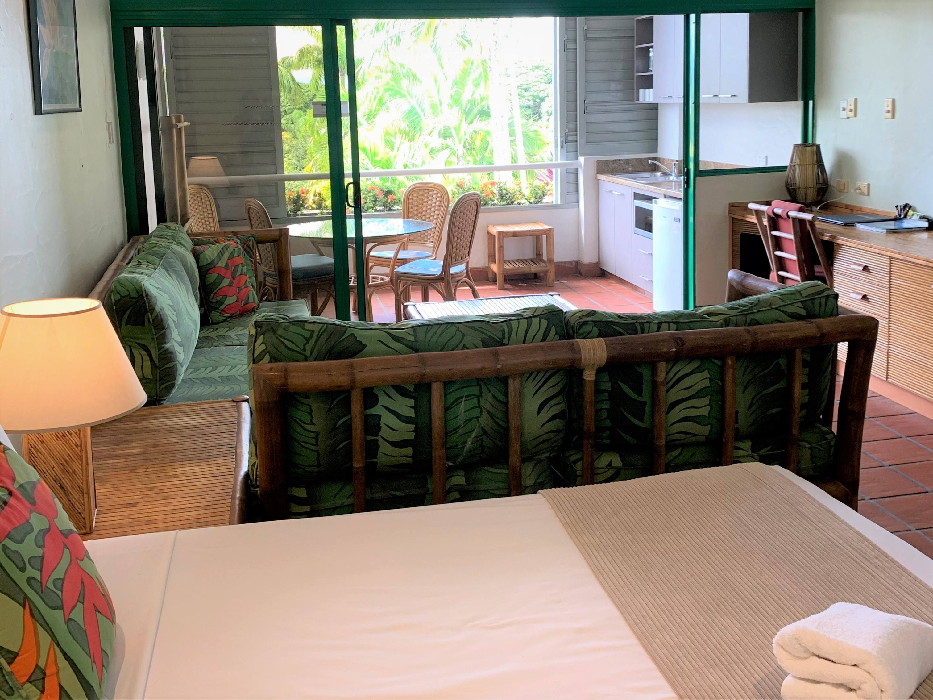 Tropical Family Apartment