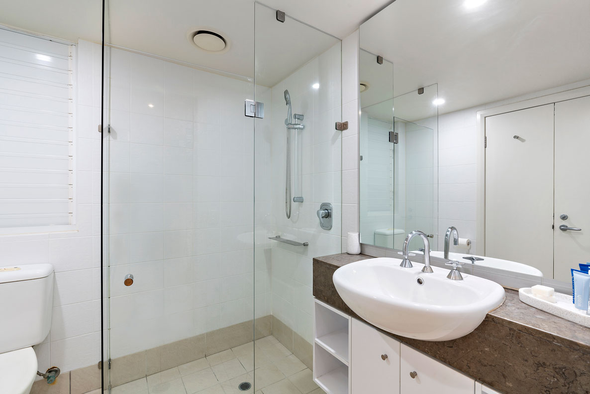 Beach Club 1 Bedroom with Rooftop Terrace 3134