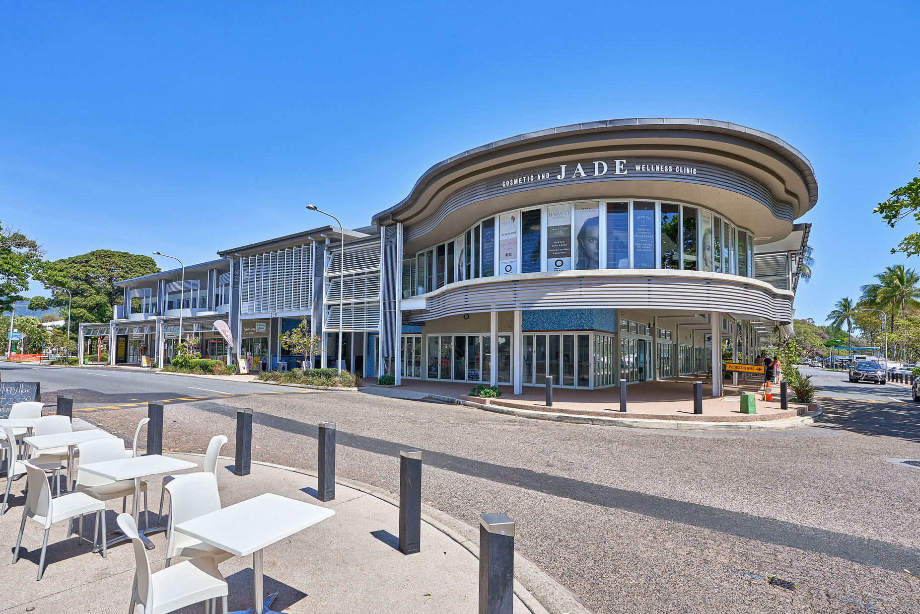 Costa Royale 3 Bedroom Beachfront Apartment