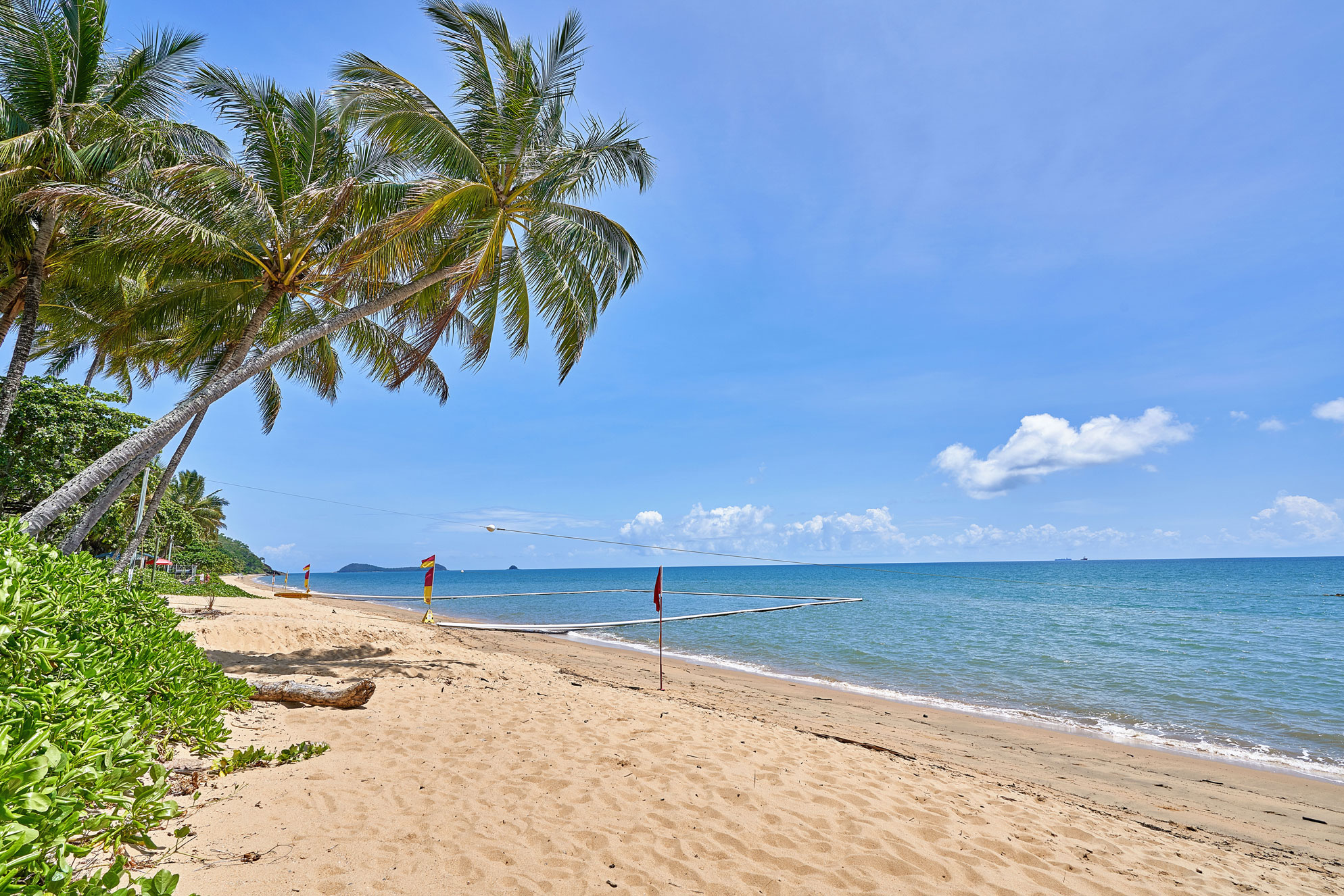Costa Royale 3 Bedroom Beachfront Apartment