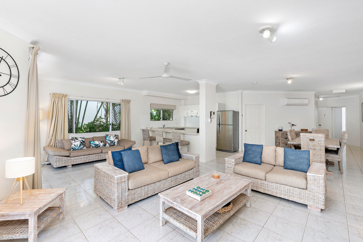 Costa Royale 3 Bedroom Beachfront Apartment