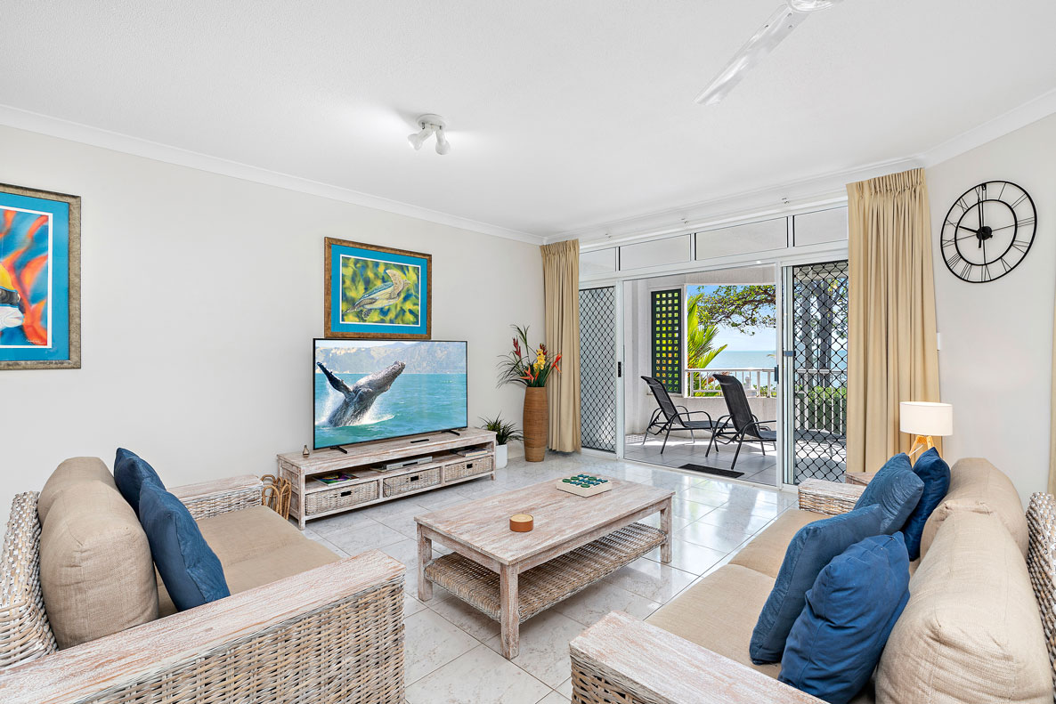 Costa Royale 3 Bedroom Beachfront Apartment