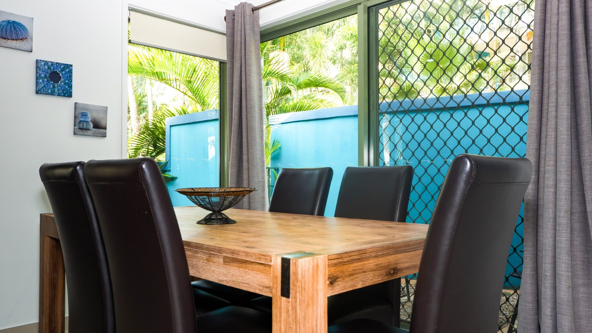 Diamond Beach 2 Bedroom Pool Side