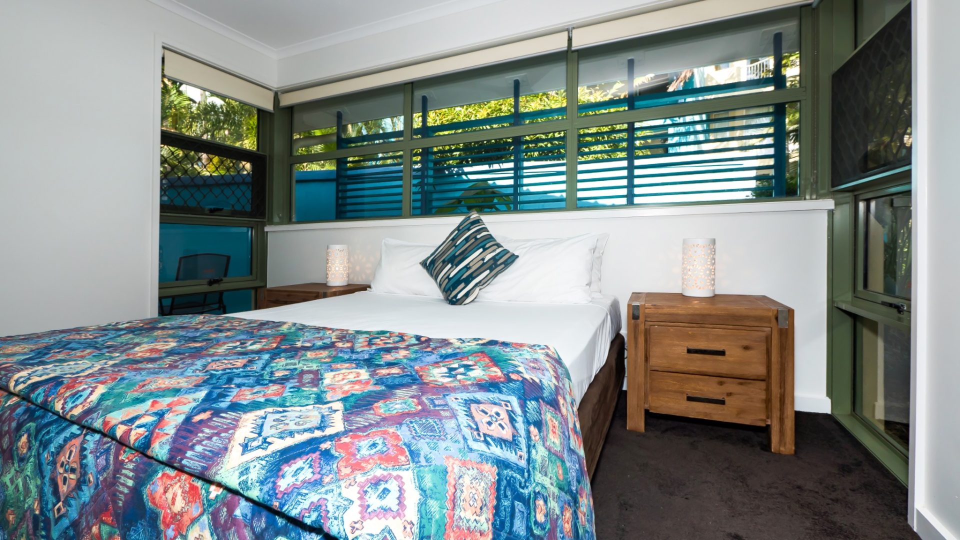 Diamond Beach 2 Bedroom Pool Side