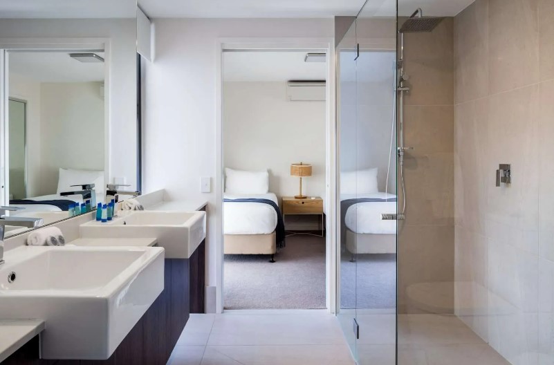 3 Bedroom Skyroom Apartment