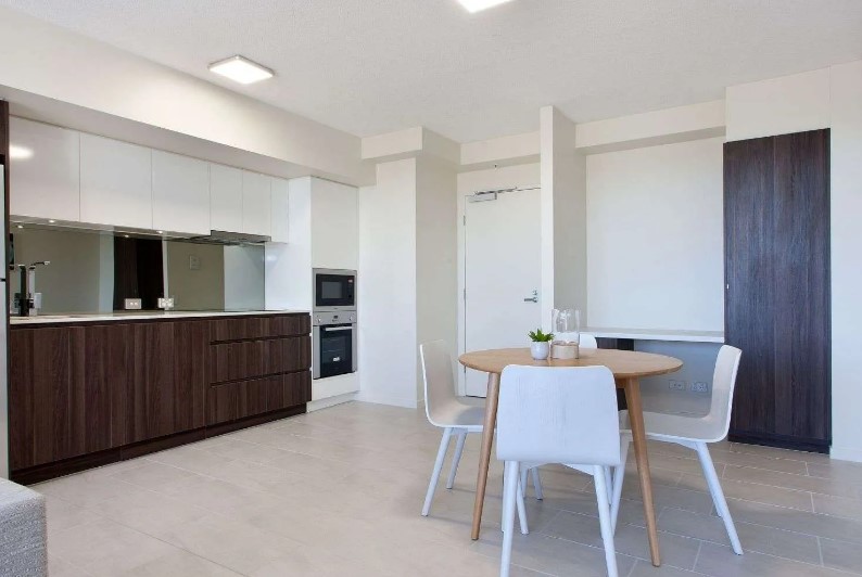 2 Bedroom Studio Apartment