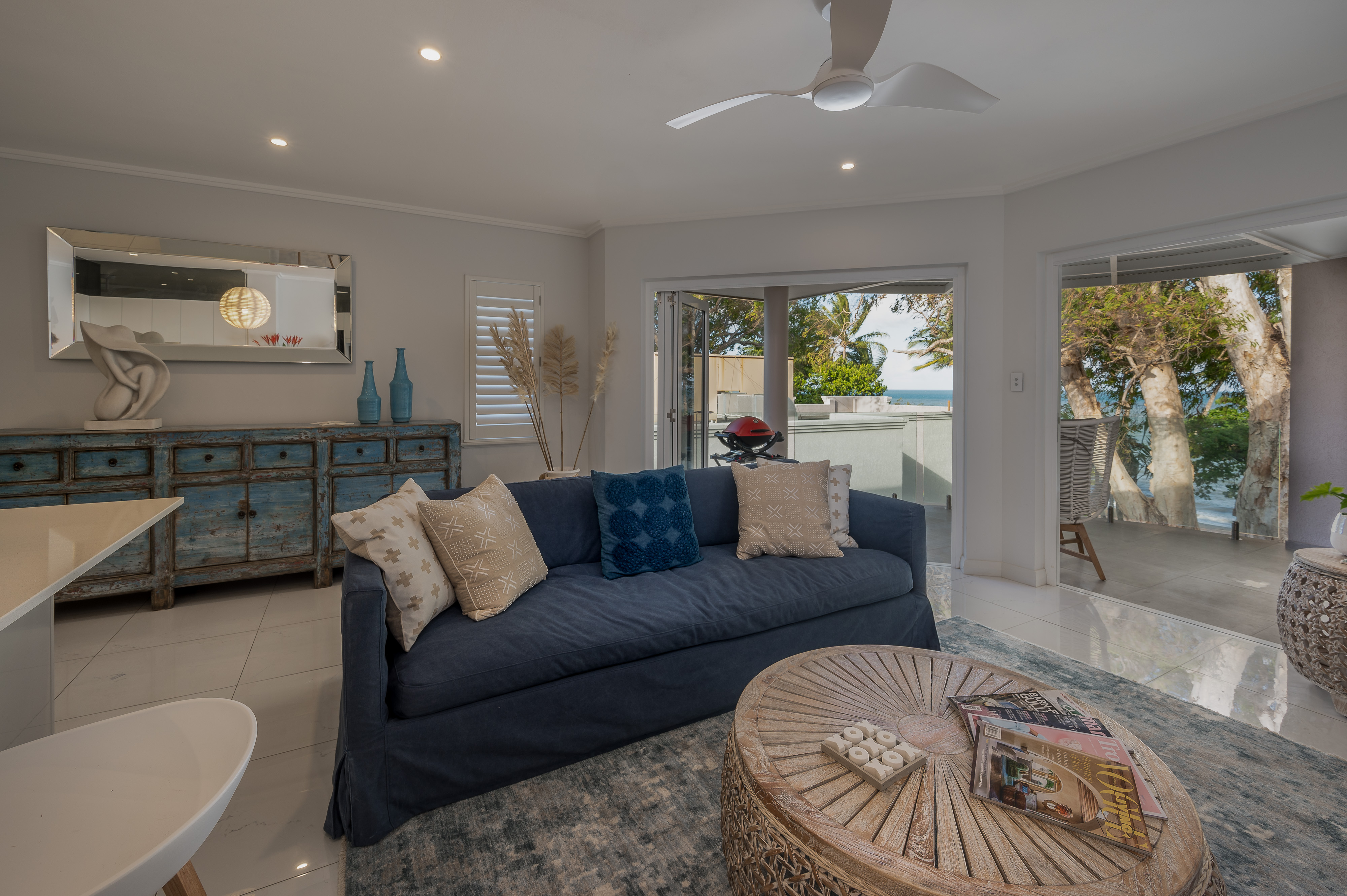 Coral Horizons 2 Bedroom Top Floor 606