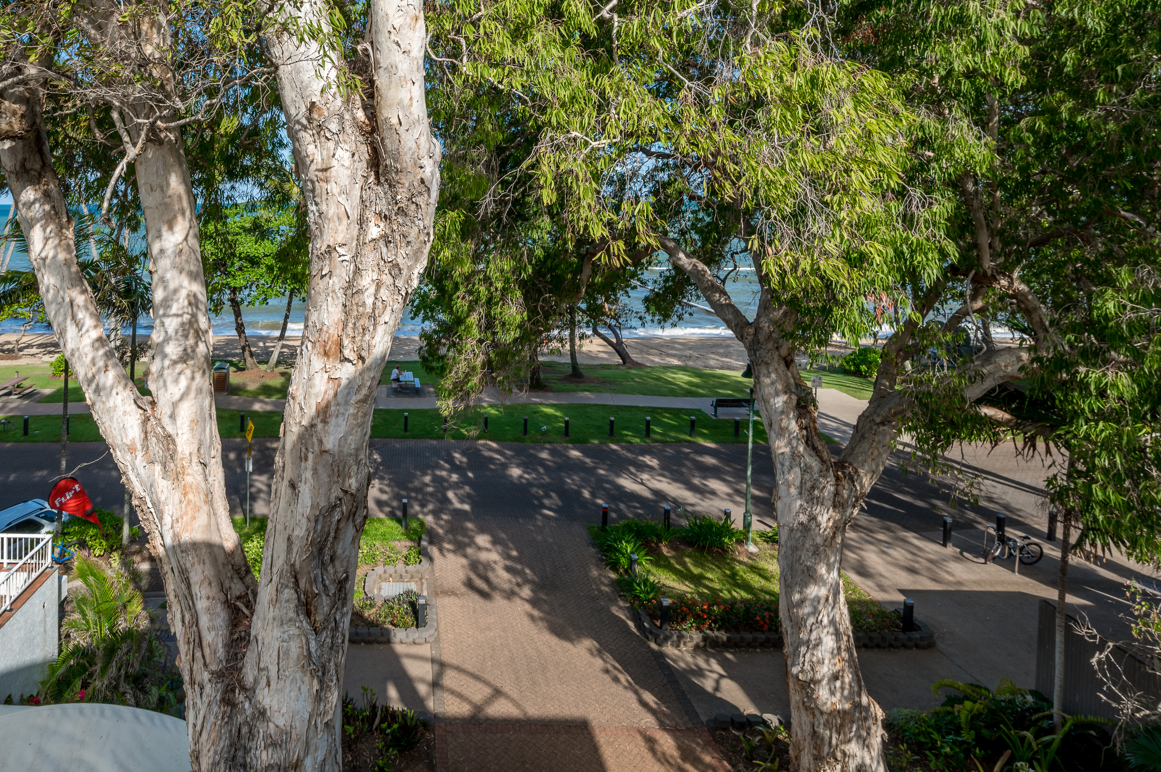 Coral Horizons 2 Bedroom Top Floor 606