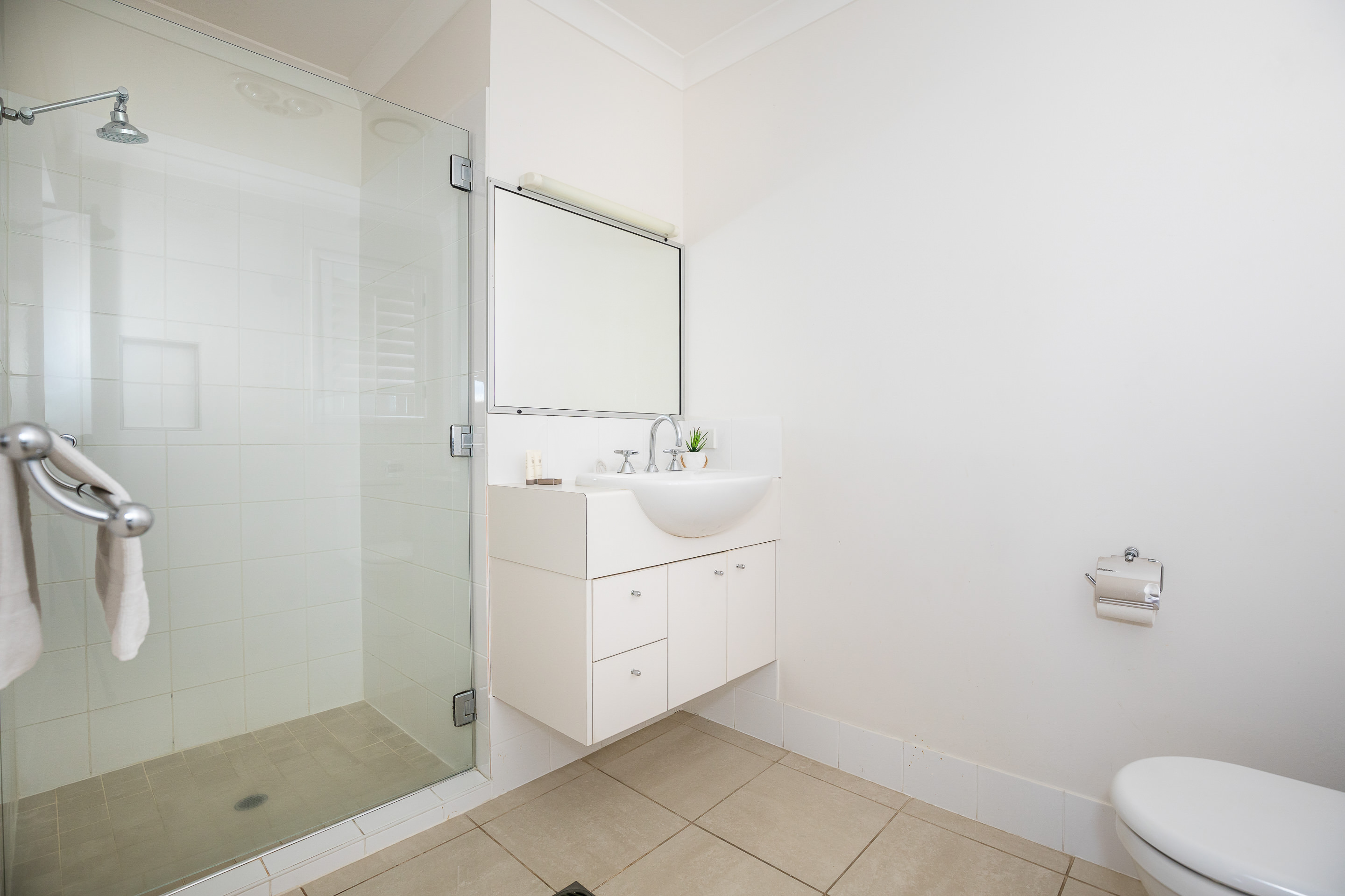 Seychelles Upstairs